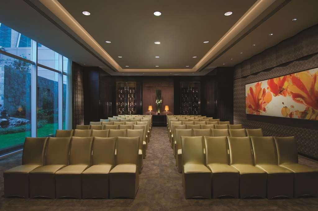 Hotel Doubletree By Hilton Pekín Facilidades foto